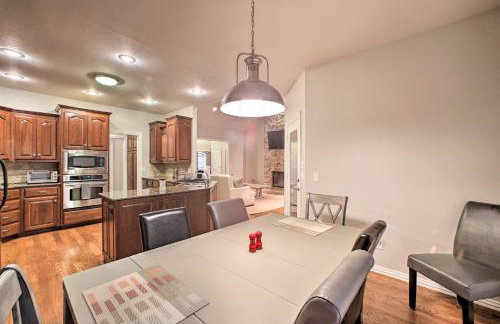 Bentonville Home with Pool Table, 2 Mi to Downtown! - Foto 8