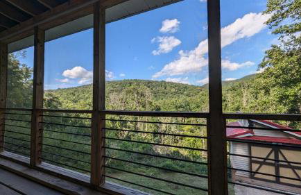 Red Roof mountain cabin with Starlink internet! - Foto 19