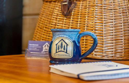 Moose Lodge w/HotTub - Foto 18