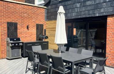 Beautiful family home with hot tub - Foto 19