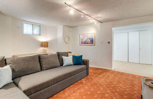 Walkable Apt with Off-Street Parking in Cheesman! - Foto 10