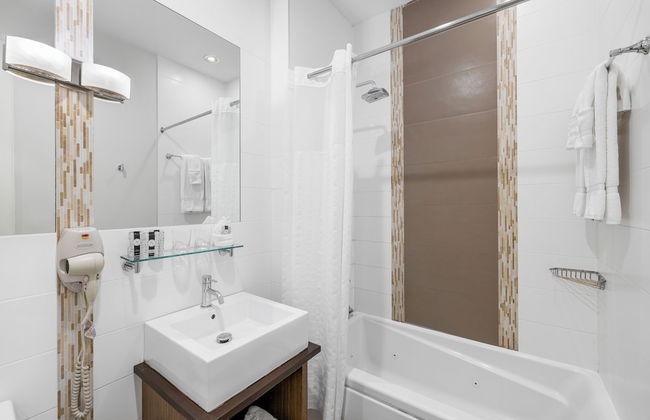 Aura Hotel Brooklyn - Photo 56