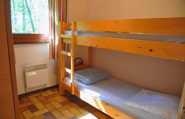 Cozy, Wooden Chalet With a Microwave, Located in a Forest - Foto 4