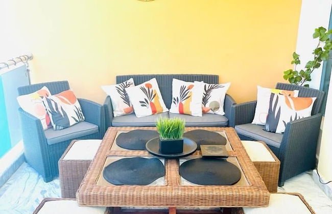 2 Minutes Walk to Beach Huge 3 bdrm Condo with Pool - Photo 54