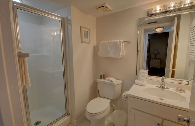 319 El Matador 2 Bedroom Condo by RedAwning - Photo 16