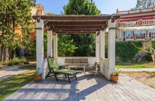 Casa San Rafael, magnífico chalet con gran jardín - Foto 13