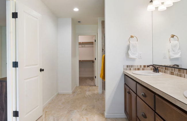 Luxurious 3BR Home in the Heart of Hillsboro - Foto 17