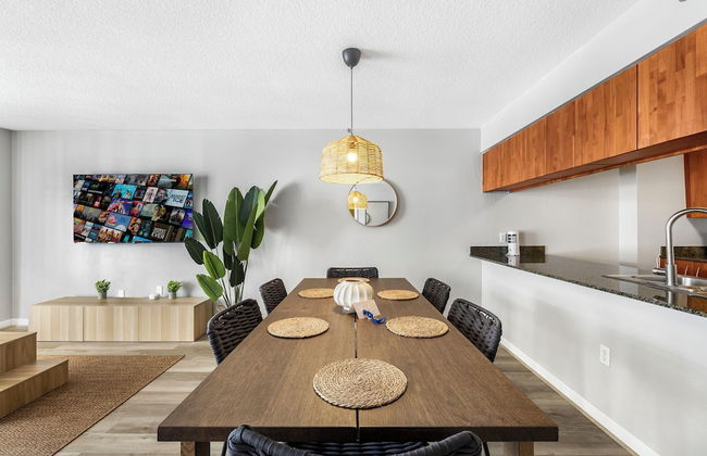 Sky High 31st Floor Condo W Parking - Foto 44