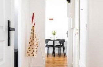 The Square, Paris-Asnières, Private Apartment with Bedroom and Living Room - Foto 2