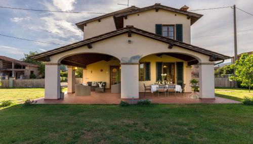 Nonna Bianca, a Genuine Farmhouse in Sant'Alessio, Lucca - Foto 2
