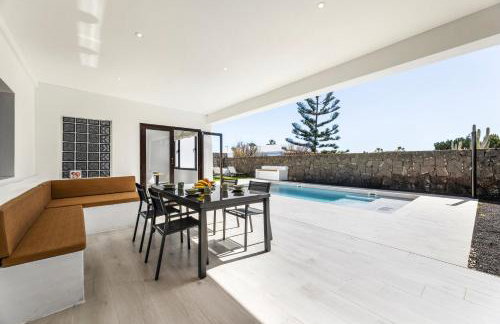 Villa Cactus - Large Private Plot - Heated Pool & BBQ - Luxury Vacation - Foto 14