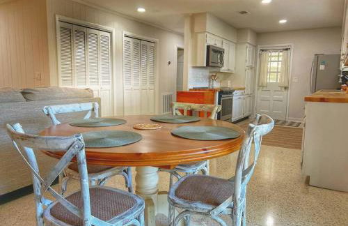 Cute Cottage with 3 min walk to beach with bikes! - Foto 18