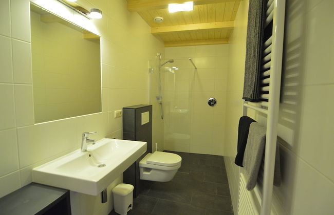 Pet-friendly Getaway - Photo 10