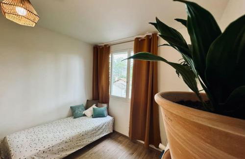 Bel Appartement Gare Centre Face aux Remparts 8 personnes Parking WIFI - Photo 37