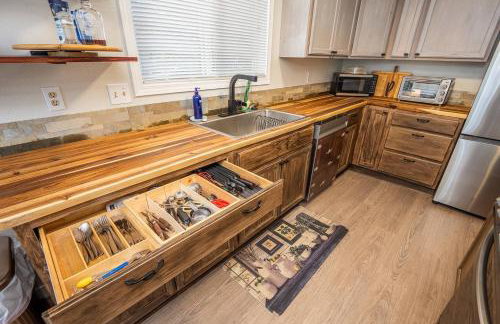 Cozy 3-Bedroom Townhome - 3 Miles from OSU! - Foto 9