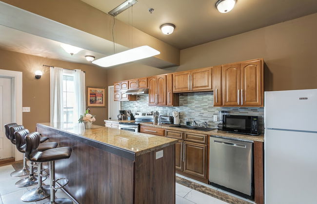 Fully Furnished Condos Near St Charles - Foto 60