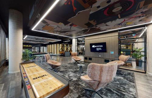 For Students Only Canvas Manchester - Foto 9