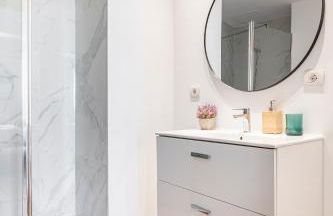 Valencia City Apartment with Gym Pool Free Parking TheHavenEscape - Photo 13