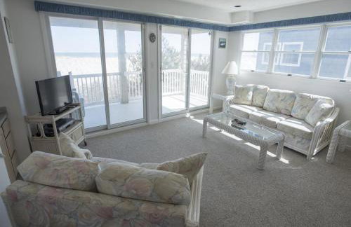 Ocean Front, Wi-Fi, Atlantic Views, 10 Beach Badges And Chairs, Outdoor Shower, Jacuzzi-Jet Tub, Decks Ping Pong Table, Private Yard,ship Bottom, - Foto 10