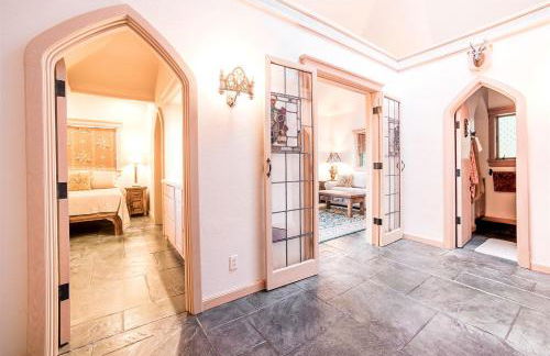 Breathtaking Cottage Rental on Castle Grounds Overlooking Lake George - Foto 54