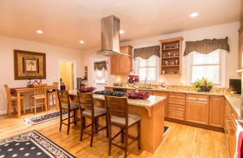 Elegant Lodge Rental with Lovely Countryside Views near Charlottesville, Virginia - Foto 24