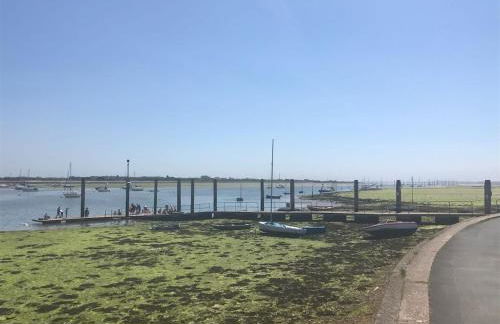 Harbourways Emsworth, Pet Friendly Coastal Retreat, Contractors & Leisure, Free Parking, Walk to Pubs - Photo 52