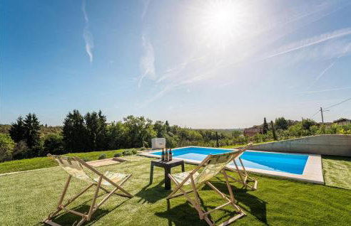 Amazing Home In Gornje Plavnice - Foto 9