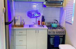 Cool Breeze Home -steps to the beach with Pool! - Foto 13