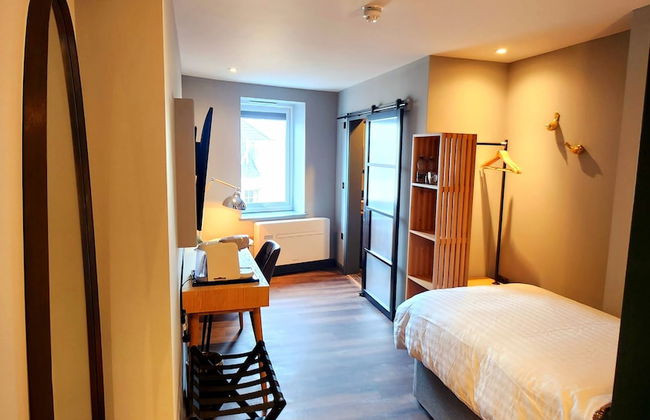 Pinnacle Suites - Foto 14