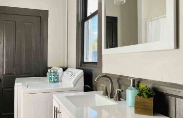 Suite Home Indiana Apartments - Photo 23