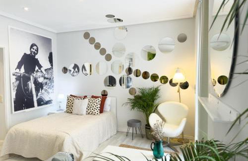 DISFRUTA del Barrio de las Letras Tu segundo hogar en Madrid - Photo 1