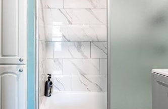 City Outside Serenity Inside: 2B1B NYC - 40 Min - Photo 23