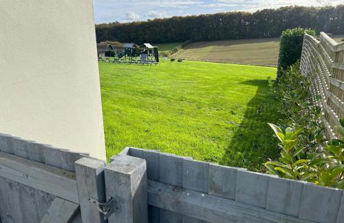 Gamekeepers Cottage - Hot Tub, 2 bed, sleeps 4, private patio, AC, stunning views - Photo 43