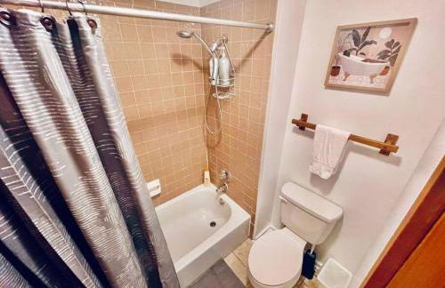 Cozy Ski Condo + Hot Tub + Fireplace + Heated Pool - Foto 14