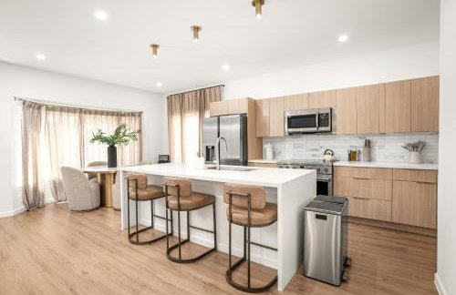 Gated Resort, 2 Homes, 9BR Ensuites, Slps27, Pool - Photo 26