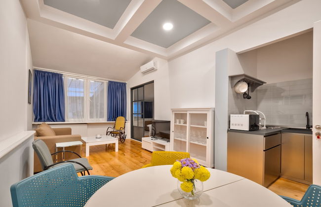 Rustaveli N26 Apartments - Photo 17