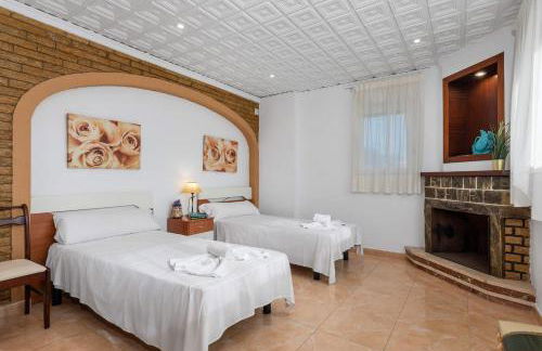 Villa Caleta - PlusHolidays - Foto 13