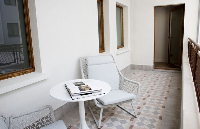 Prisma Suites - Photo 19