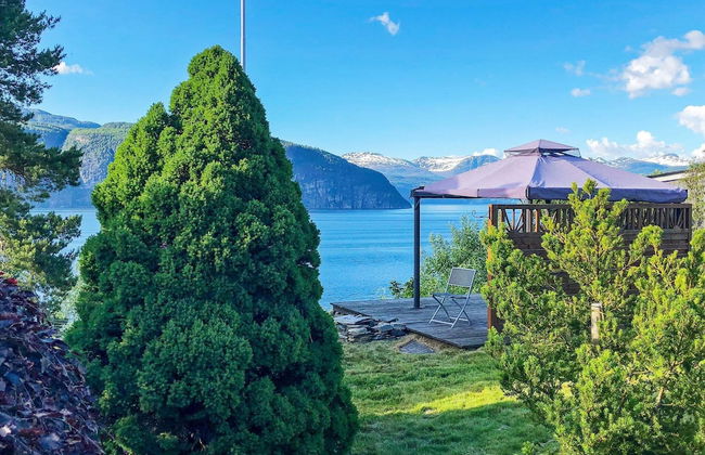 6 Person Holiday Home in Utvik - Foto 35