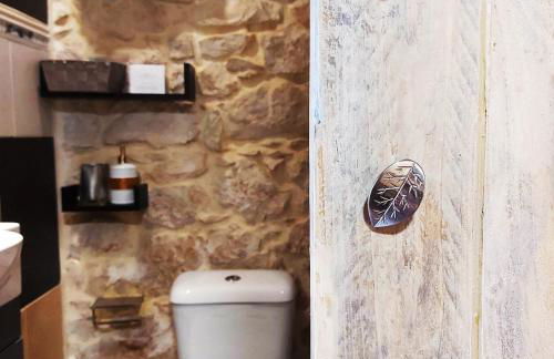 Agios Ioannis Stone Cottage with Private Heated Pool & Hydro-massage - Foto 12