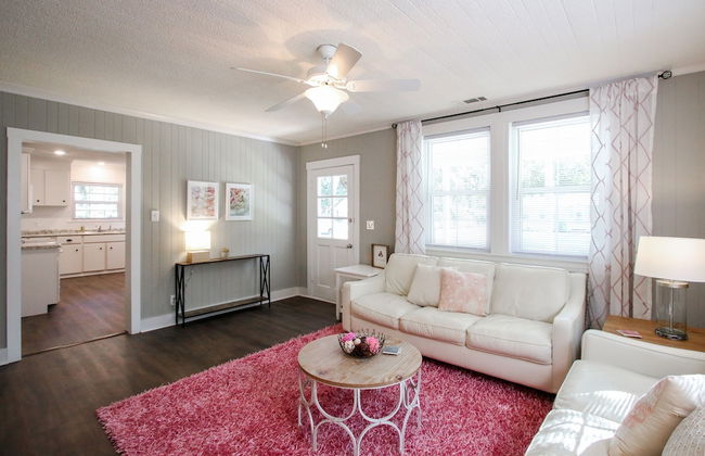 Historic Cottage for 6 Porch swing Pets - Foto 27