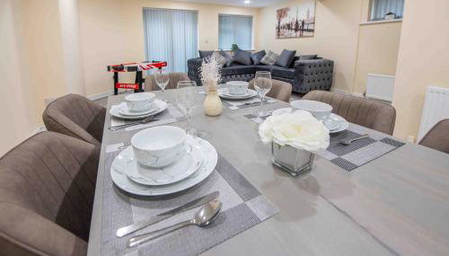 Beautiful, Peaceful, 5 Bedroom home with Hot Tub! - Foto 3