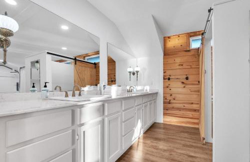 Lakefront Escape on Lake Hudson cabin - Foto 13