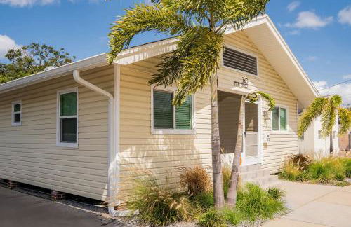 Cozy Coastal Cottage Whole House Sleeps 10 - Foto 13