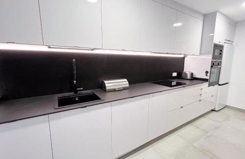 Apartment in San Pedro de Alcántara-Marbella with private parking - Photo 18