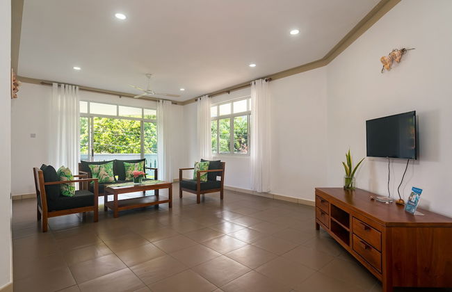 340 Mountain View Apartments - Foto 1