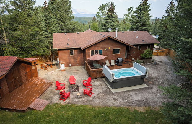 Mountain Chalet 2Min to Jasper Park Gate - Photo 16