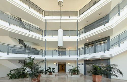 Apartment with free parking and pool - Foto 23