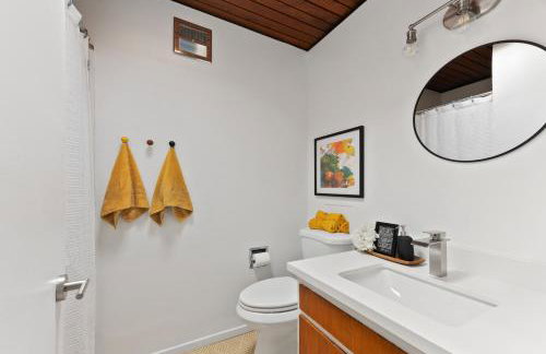 Mid-Century Masterpiece Tree house, Pool & Spa - Foto 33