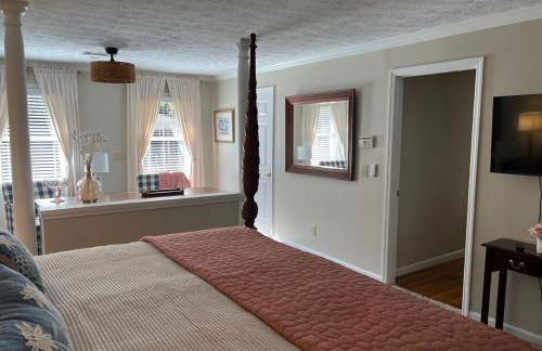 Roomy Retreat - Photo 22